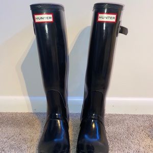 Hunter rain boots. Size 7.
